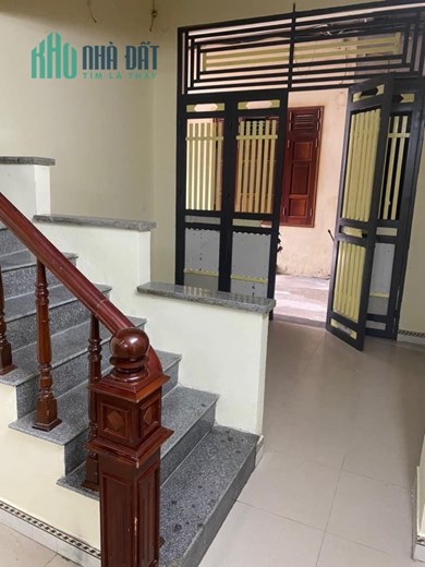 Cho thuê nhà ngõ Ngọc Hồi, Hoàng Mai 11tr 6pn
