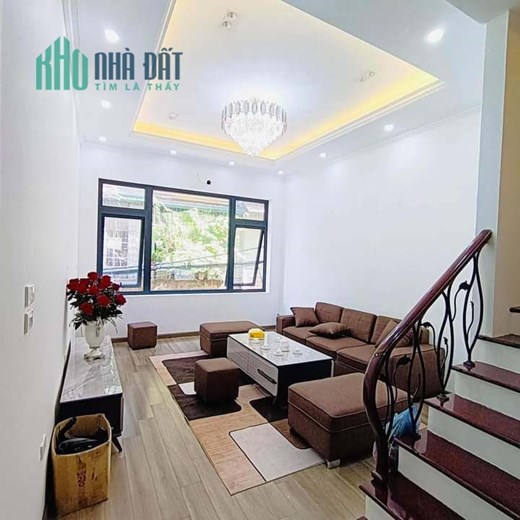 Bán Nhà Phố Phan Văn Trường 40m2 x 5 tầng, phân lô ô tô tránh kinh doanh đỉnh cao, giá đầu tư chỉ