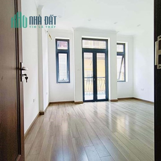Bán Nhà Phố Phan Văn Trường 40m2 x 5 tầng, phân lô ô tô tránh kinh doanh đỉnh cao, giá đầu tư chỉ
