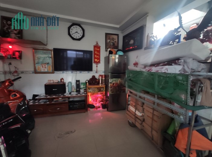 Bán nhà Tân Hòa Đông Quận 6 giá chỉ 2,3 tỷ