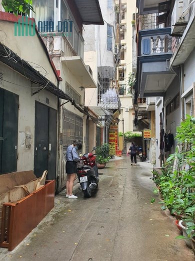 Bán đất Nguyễn Huy Tưởng 54.7 / 61 Đất, mt: 3.45m
