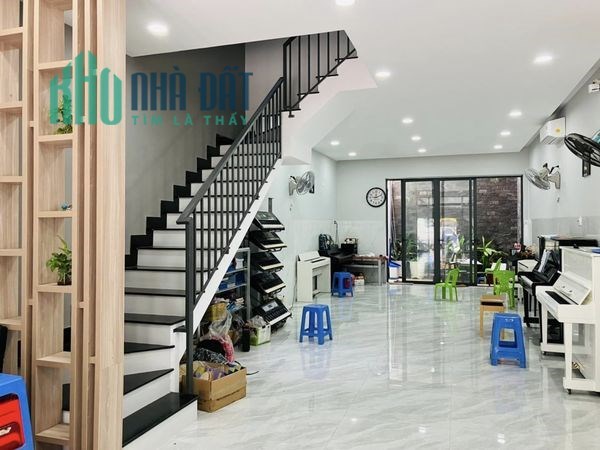 Bán Nhà Mặt Tiền Trần Huy Liệu P.Thị Nại Quy Nhơn , 80m2 , 3 Mê , Giá 6 Tỷ 300Tr