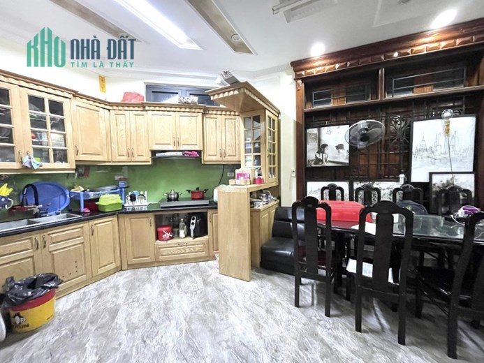Bán nhà Thạch Bàn, Ô tô, Gần phố, 3 thoáng, 45 m2, 5T, nhĩnh 4 tỷ.