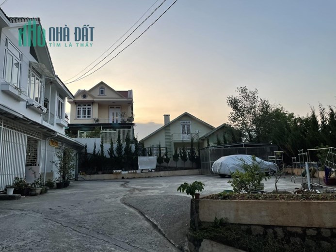 Cho Thuê Nhà Nguyên Căn Đường Ô TÔ P10 Đà Lạt
