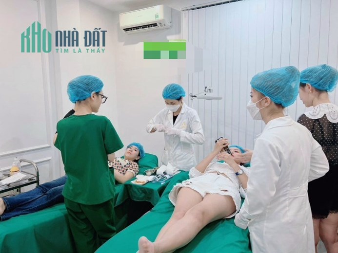 CẦN SANG NHƯỢNG TMV NHIỀU VẬT TƯ, MÁY MÓC ĐẦY ĐỦ CỦA 1TMV.
