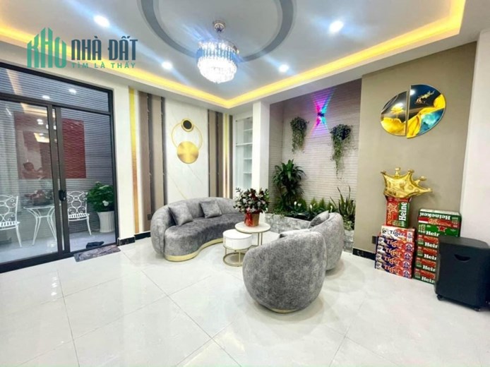 BÁN NHÀ 2 TẦNG MẶT TIỀN LÂM VĂN BỀN, RỘNG 5,8M BỀ THẾ CHỈ 12 TỶ NHỈNH