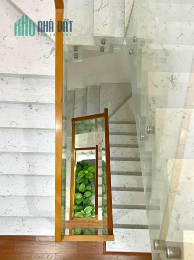 BÁN NHÀ 2 TẦNG MẶT TIỀN LÂM VĂN BỀN, RỘNG 5,8M BỀ THẾ CHỈ 12 TỶ NHỈNH