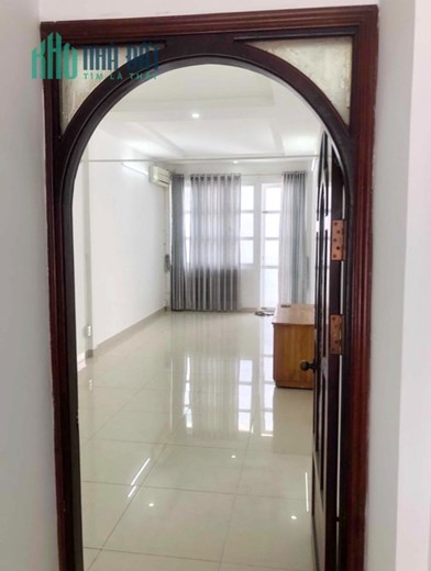 Nhà 2 tầng sát đường Lê Hồng Phong P2Q5 - Giá : 7.2 Tỷ (