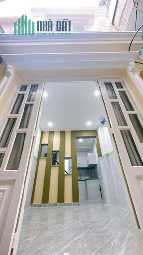 Nhà đẹp Diện tích SD 36m- 3 tầng 
Nguyễn Tất Thành Q4 hơn 2 tỷ-  lh 0373036733