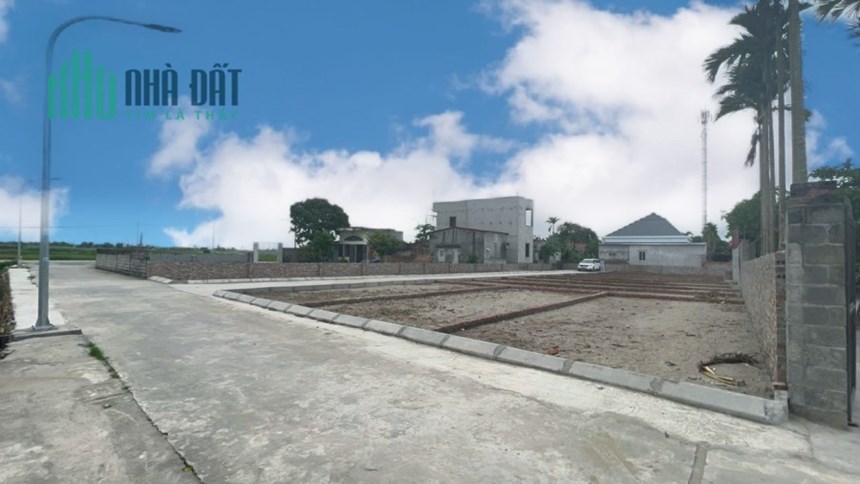 Chính chủ bán 2 lô đất liền kề gần chợ Hoà Nghĩa sát UBND