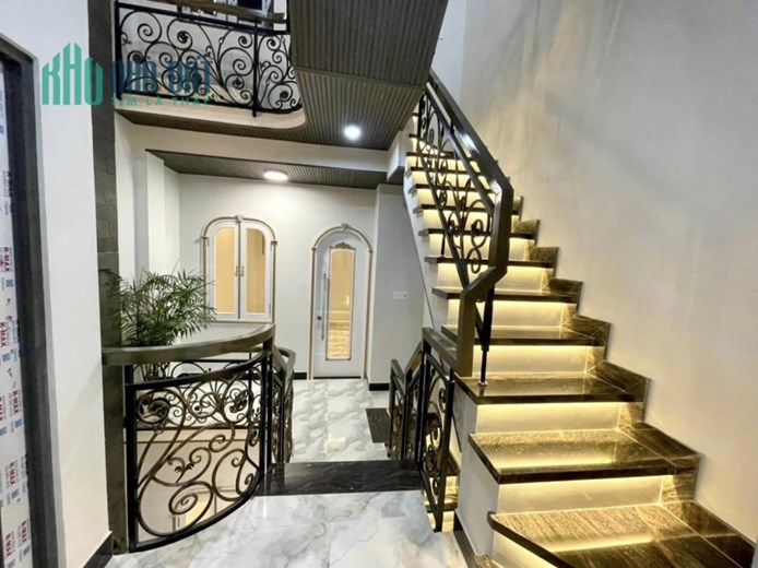 SIÊU PHẨM 4 TẦNG  NHÀ ĐẸP KHU TÊN LỬA - TẶNG HẾT NỘI THẤT CAO CẤP XỊN SÒ - 52M2 - TỈNH LỘ 10 GIÁ