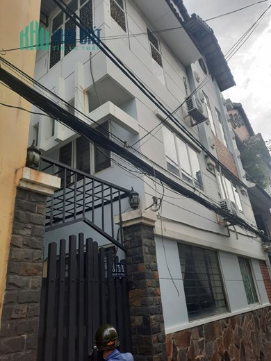 Chính chủ cho thuê nhà nguyên căn vào hẻm cách đường Huỳnh Tấn Phát 20m, phường Tân Thuận Đông,