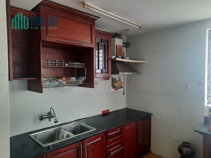 Chính chủ cho thuê nhà nguyên căn vào hẻm cách đường Huỳnh Tấn Phát 20m, phường Tân Thuận Đông,