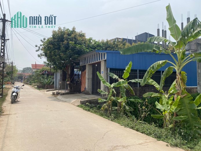 141,8 thôn 5- Quảng Bị - chương Mỹ đầu tư cực kì tiềm năng giá tăng vụt diện tích 141,8m sổ đỏ nét