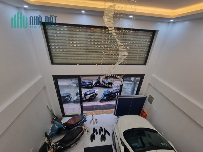 Bán nhà đẹp, phân lô Lương Thế Vinh, Thanh Xuân, ô tô tránh, thang máy, 61m*6T