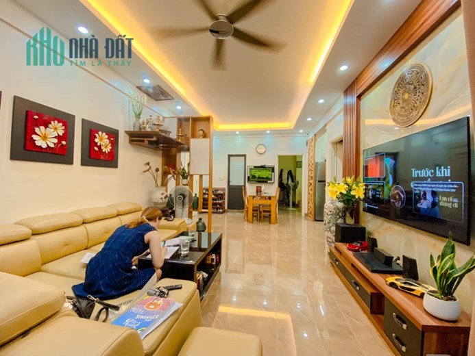 Hiếm! KĐT Mễ Trì Hạ - Căn góc 75m², 2 Pn full nội thất xịn, nhà đẹp + slot ô tô chỉ 3.2 tỷ