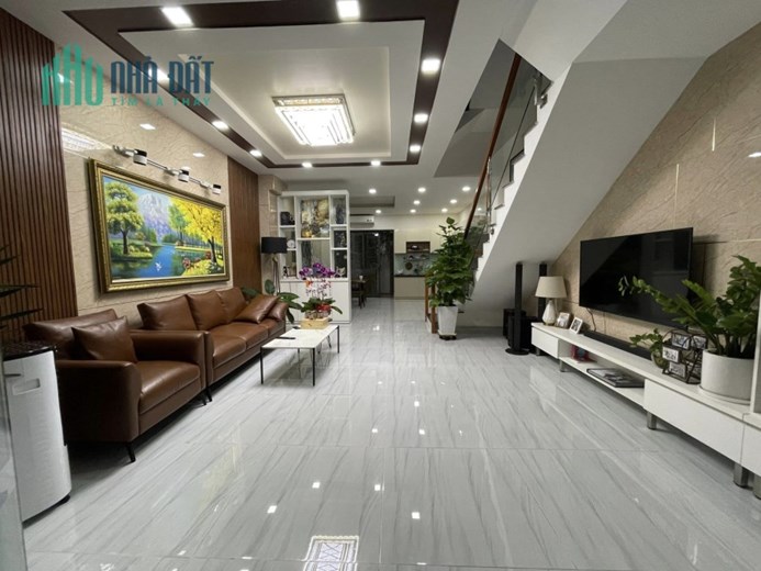Bán nhà mặt tiền đường số10 Phước Kiển Nhà Bè 95m2 4 tầng Nhinh: 11 tỷ