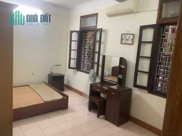 Cho thuê nhà, HGĐ, VP, Tôn Đức Thắng 120m2, 3T, 3N, 9 tr, Đống Đa.