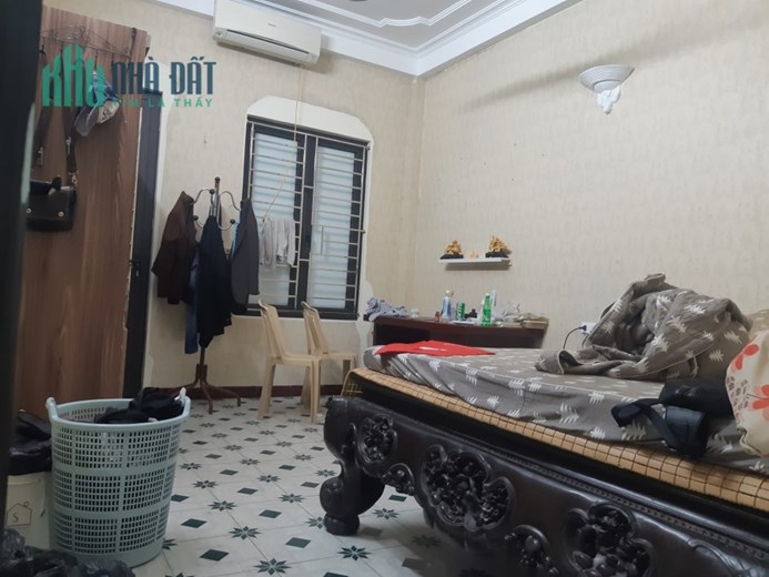 Cần bán nhà ở 184 đê trần khát chân.55m2,4 tầng,5 tỷ sổ đỏ nở hậu