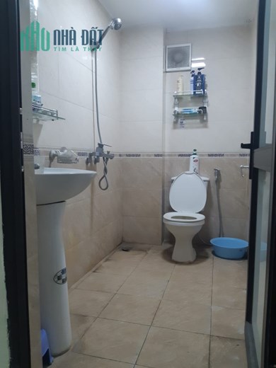 Cần bán nhà ở 184 đê trần khát chân.55m2,4 tầng,5 tỷ sổ đỏ nở hậu