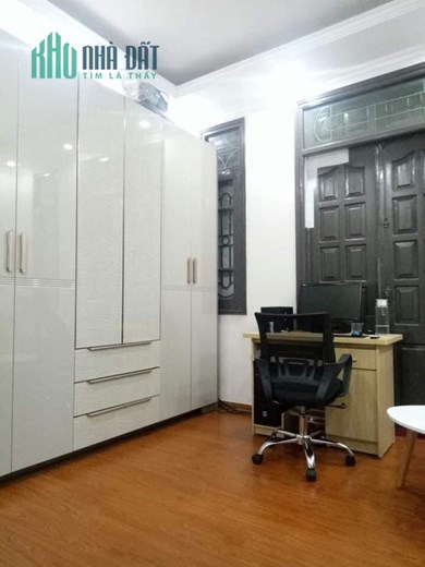 BÁN NHÀ NGÕ 168  KIM GIANG 44M  5 TẦNG 4 NGỦ HƠN 4 TỶ