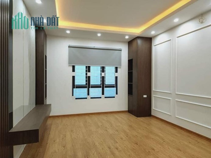 LÁNG HẠ - NHÀ ĐẸP - LÔ GÓC - Ô TÔ - KINH DOANH - DT GẦN 40M , MT 4.5M GIÁ NHỈNH 7 TỶ