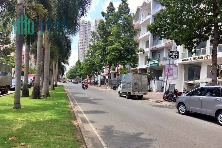 Sang Nhượng mặt bằng Mặt tiền đường Nguyễn Thị Thập,P.Tân Hưng