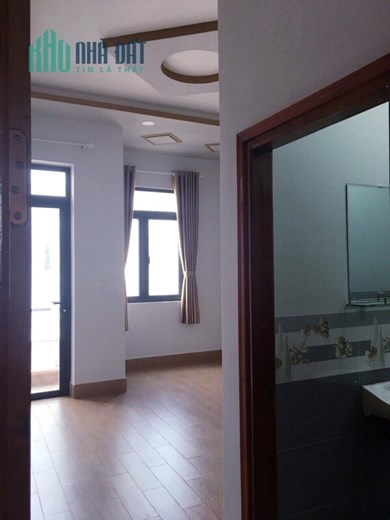BÁN GẤP NHÀ  PHÚ HỮU 4 TẦNG GIÁ  6 TỶ