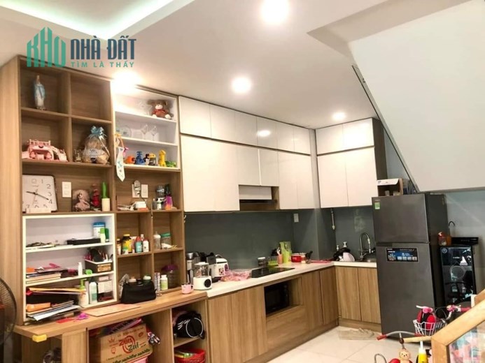 NHÀ TÂN HƯƠNG _ TÂN PHÚ _ 3 TẦNG N-HXH 4M-CHỈ 4.3TỶ.