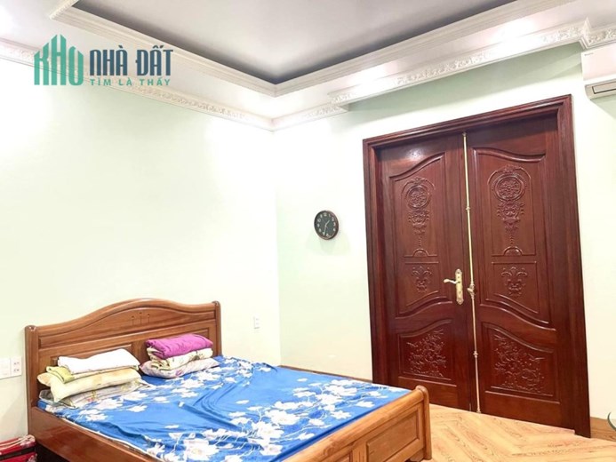 KHÔNG XEM HƠI PHÍ, NHÀ TÂN TRIỀU, Ô TÔ ĐỖ CỬA 43M, MẶT TIỀN HƠN 4M, 6.89 TỶ