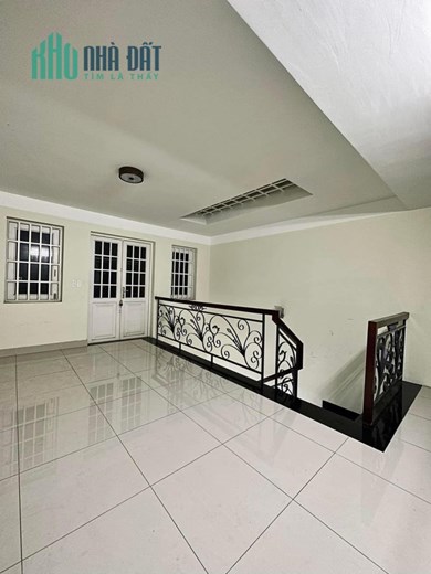Bán siêu biệt thự đường lớn Bình Lợi 6x23m 4 tầng đẹp lung linh