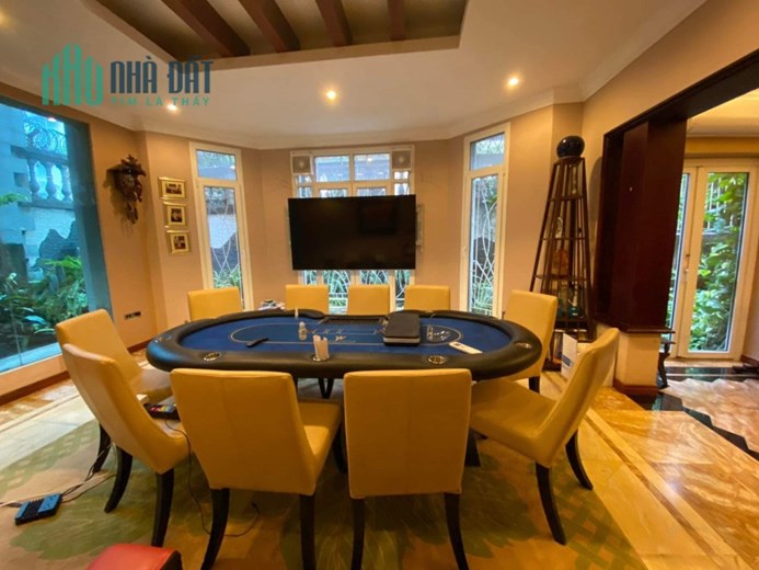 Bán nhà phố Nguyễn Viết Xuân, ô tô tránh, Kd VP, 130m, mt 7m, 23 tỷ