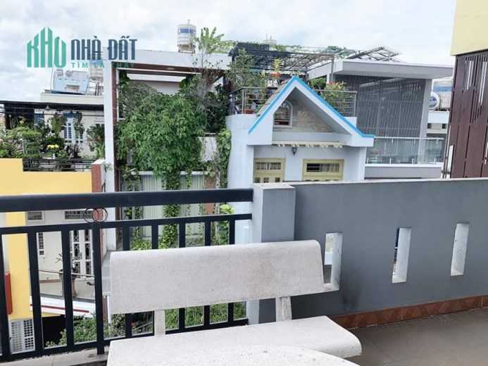 Bán nhà hiếm - hẻm 2 ô tô tránh - 60m2- 3 tầng -ngang đẹp 5m - Linh Đông 7.9 tỷ