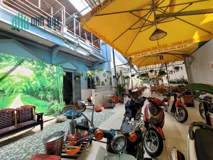 MẶT TIỀN NGUYỄN VĂN QUÁ - KINH DOANH SẦM UẤT 24/24 - GẦN 300M2.