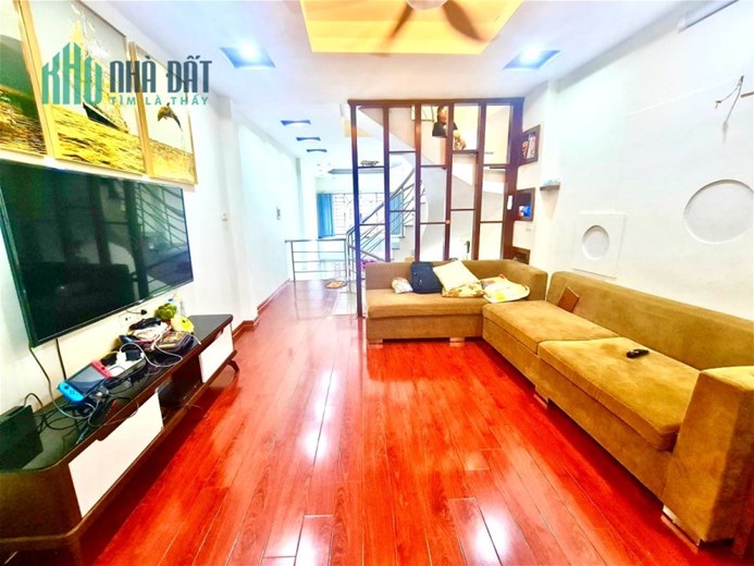 CHỈ 94tr x61m-5TẦNG ĐẸP-Phố GIÁP NHẤT-THANH XUÂN-Giá Mơ Ước Của Bao G.Đình