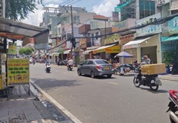 NHÀ MT HƯNG PHÚ - THUẬN TIỆN ĐI LẠI  Q1 Q5 Q6 Q4 Q7- KINH DOANH SẦM UẤT
