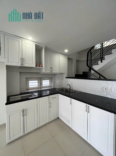 NHÀ MẶT TIỀN HƯNG PHÚ MỚI -CHỈ XÁCH VALI VÀO LÀ Ở NGAY.