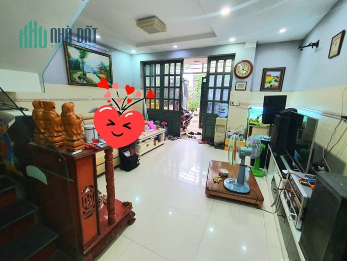 Bán Nhà Dương Quảng Hàm Gò Vấp 100m2 Giá 6 Tỷ 7 Hẻm Xe Hơi Ngang 5m