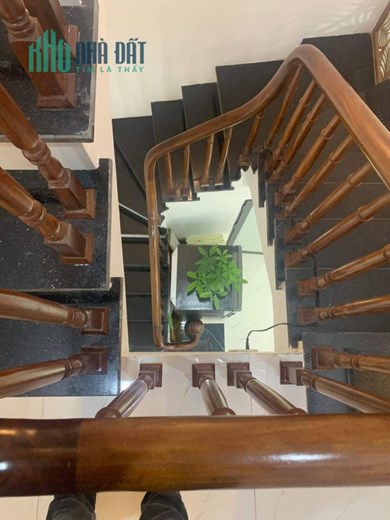 Bán nhà Đặng Tiến Đông 41m2 xây 5 tầng lô góc vị trí đẹp giá 5.4 tỷ