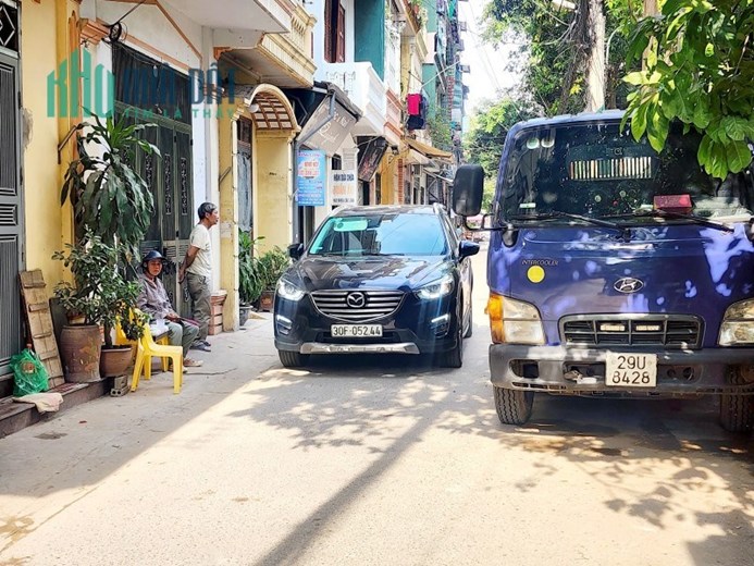 Bán nhà Mai Dịch, Cầu Giấy. 79m2; C4; MT22m; giá 17.5. Phương
