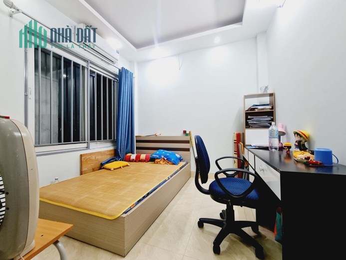 NHÀ DÂN XÂY ĐẸP 1 NHÀ RA PHỐ ÔTÔ ĐỖ KINH DOANH NGÀY ĐÊM 45M2 6 TẦNG 4.55 TỶ KIM GIANG