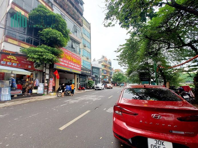 NHÀ DÂN XÂY ĐẸP 1 NHÀ RA PHỐ ÔTÔ ĐỖ KINH DOANH NGÀY ĐÊM 45M2 6 TẦNG 4.55 TỶ KIM GIANG