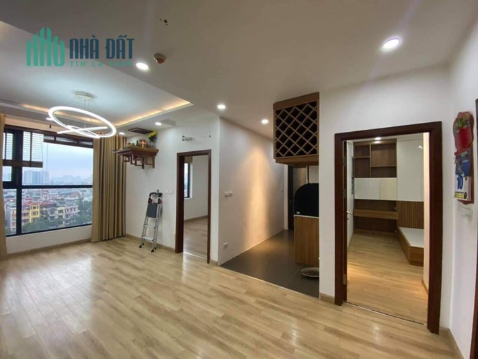 (HIẾM BÁN) Bán chung cư 34 Hoàng Cầu 70m 2PN hơn 3 ty tặng NT gần hồ BÁN GẤP