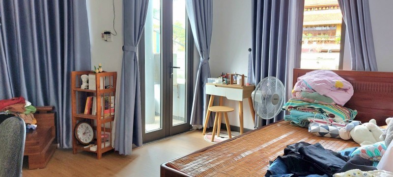 Sát MT Núi Thành – Duy Tân, 40m. 3 tầng, 2.x tỷ