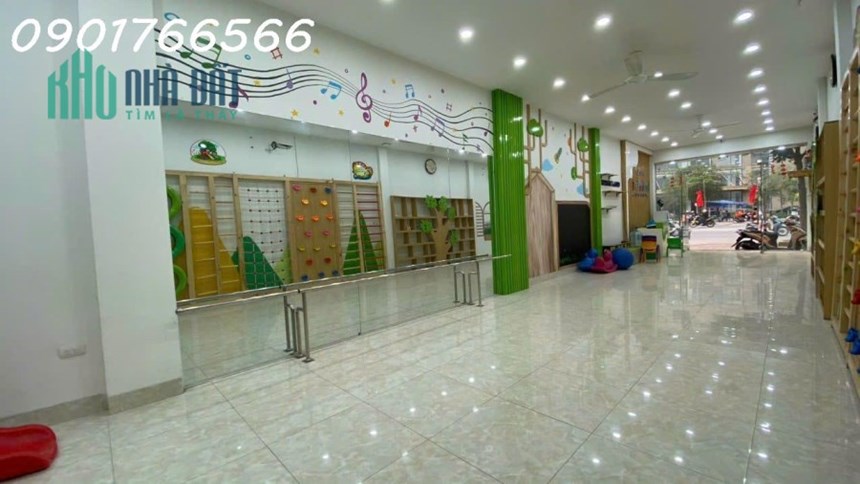 Bán Siêu Phẩm Vip, Mặt Phố Tân Mai, Quận Hoàng Mai, 90m x 5T, Giá hơn 28 tỷ.