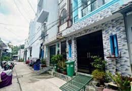 BÁN NHÀ - BÌNH TÂN - LÊ ĐÌNH CẨN - NHÀ 2 TẦNG 46M2  - HẺM XE HƠI 5M - GIÁ HƠN 2 TỶ