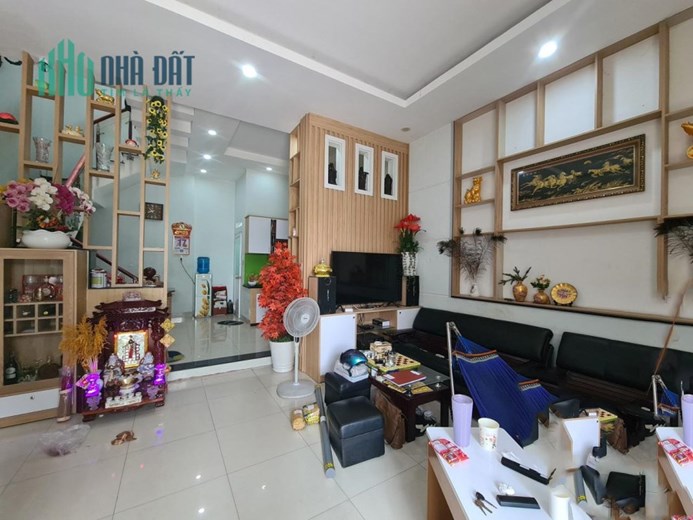 Bán nhà Trần Bá Giao P.5 QUẬN Gò vấp, 3 tầng, đường 6m, giá giảm còn 7.5 tỷ