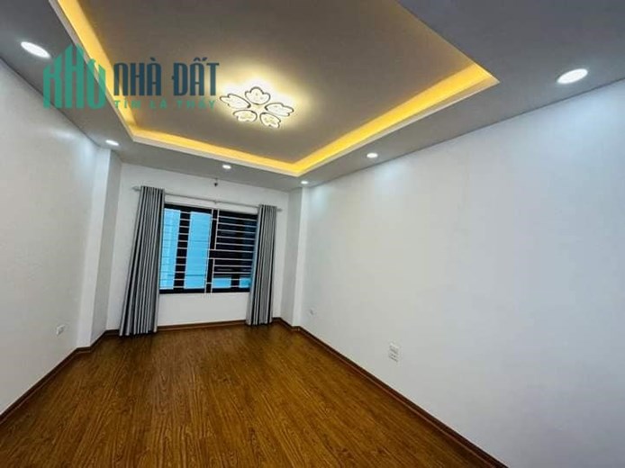 NHÀ MỚI ĐẸP 5 TẦNG DT:32M2 - 3 P NGỦ MỸ ĐÌNH - DƯỚI 4 TỶ - NGÕ RỘNG GẦN PHỐ 2 THOÁNG VĨNH VIỄN -