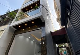 Bán nhà phố Vũ Xuân Thiều, Long Biên, gara ô tô, nhỉnh 4 tỷ, 40m2 x 5 tầng hiện đại