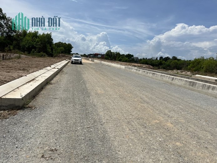 Cần Bán Gấp đất Long Mỹ Đường Mở Lớn Biển Phước Hải